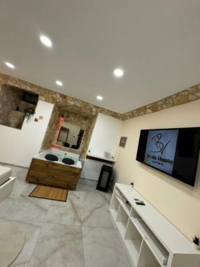 Bovio House